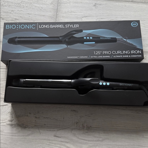 Bio Ionic Black Long Barrel Styler Curling Iron - Picture 1 of 4